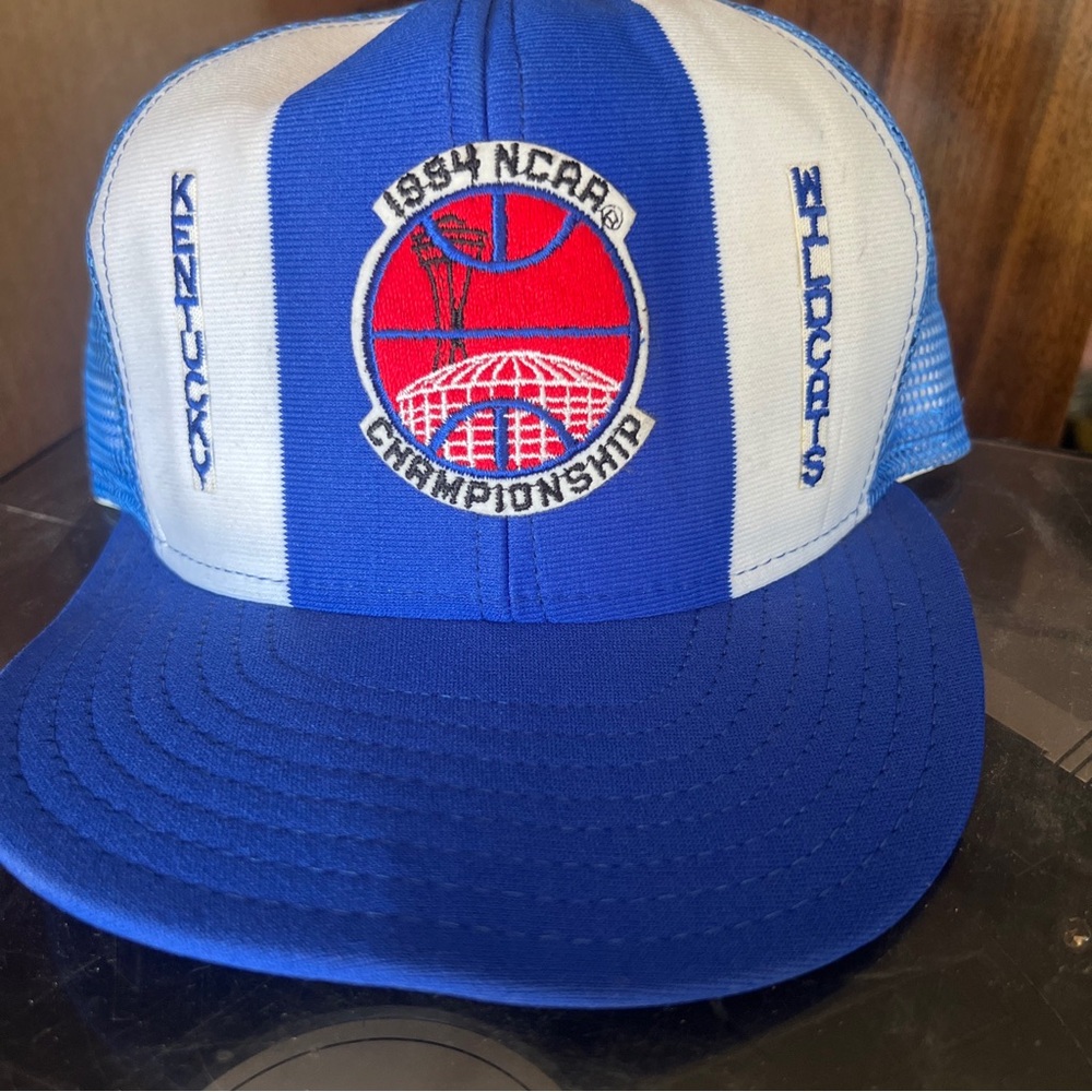 Vintage AJD SnapBack Lucky Stripes 1984 NCAA championship Kentucky Wildcats hat